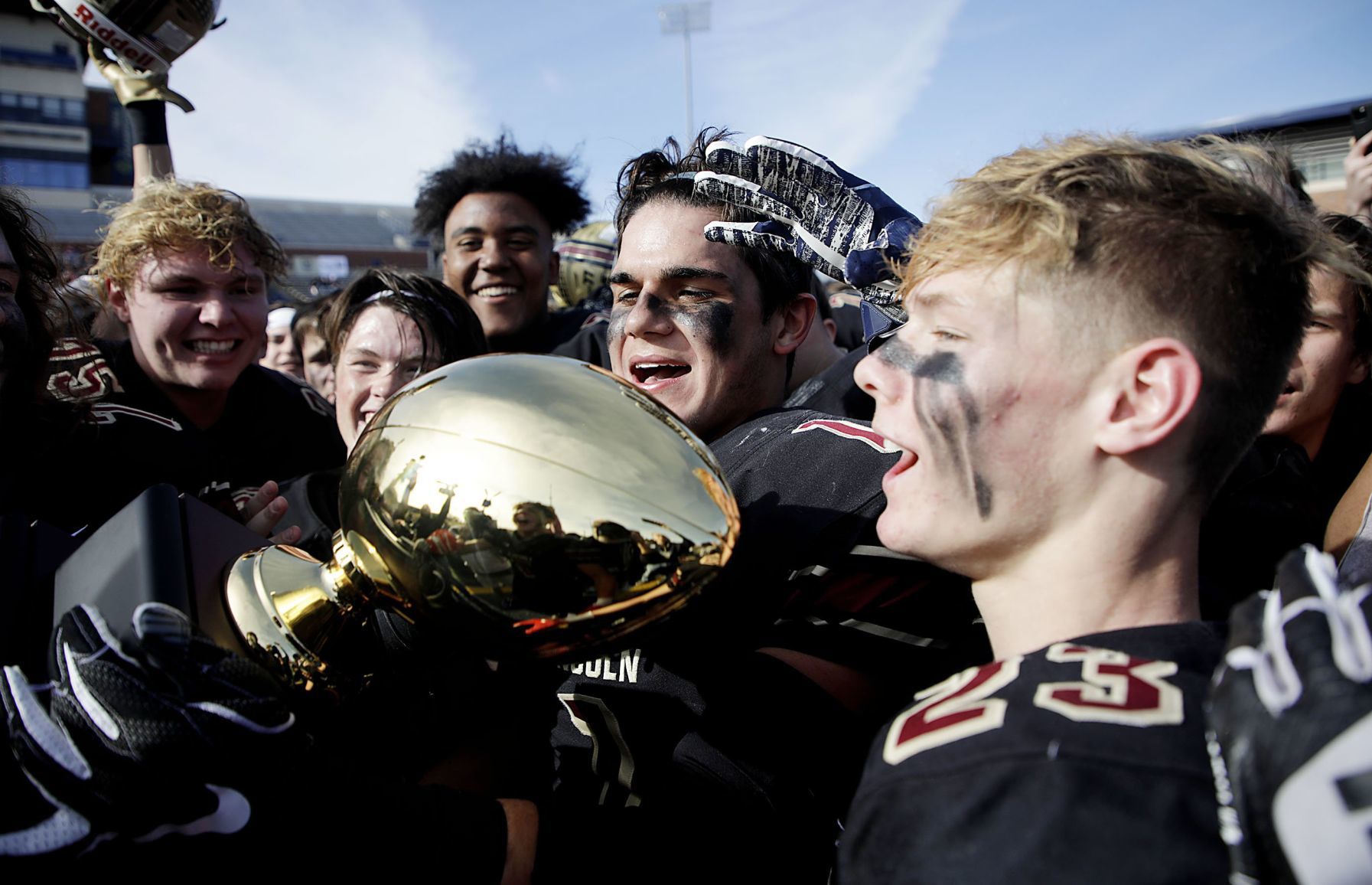 Lincoln Christian 42, Plainview 21